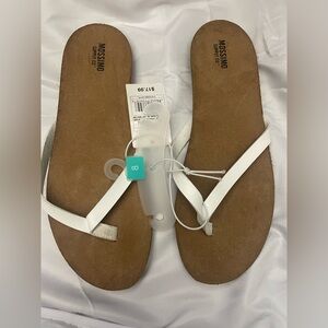 Mossimo Supply Co. Women's White and Tan Sandals